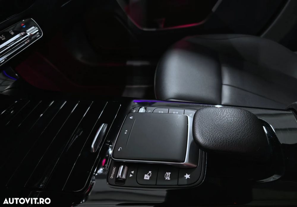 Mercedes-Benz A 250 e 8G-DCT - 16