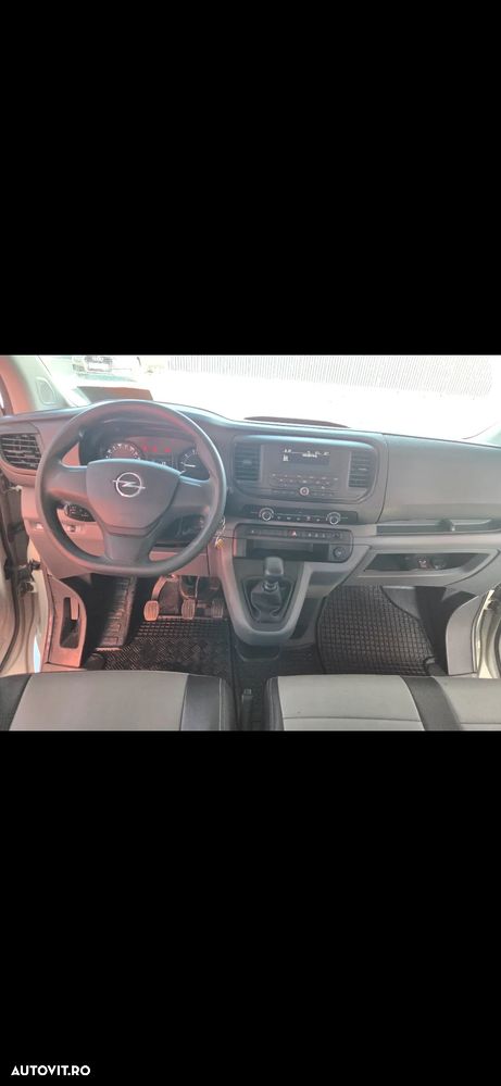 Opel Vivaro - 9