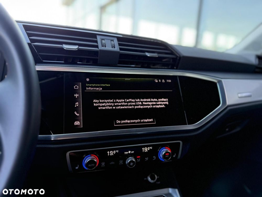 Audi Q3 - 30