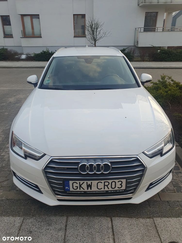 Audi A4 Avant 2.0 TDI S tronic quattro - 1
