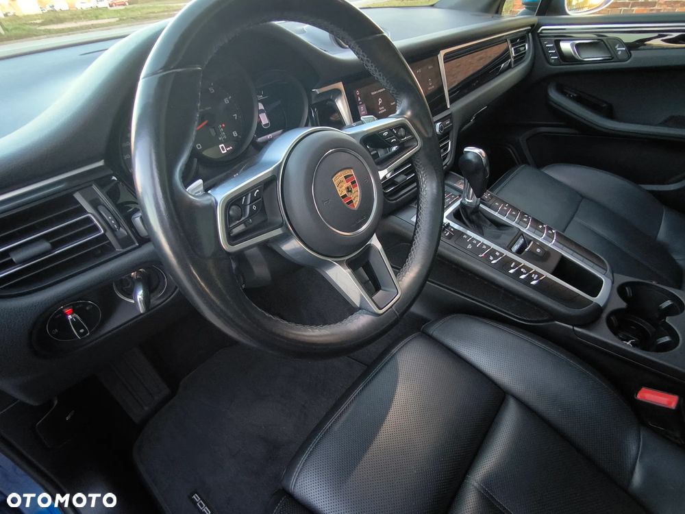 Porsche Macan - 35