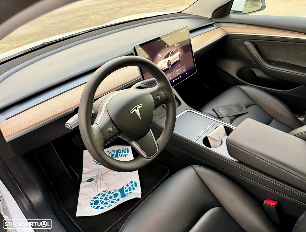 Tesla Model 3 Long Range Tração Traseira - 13