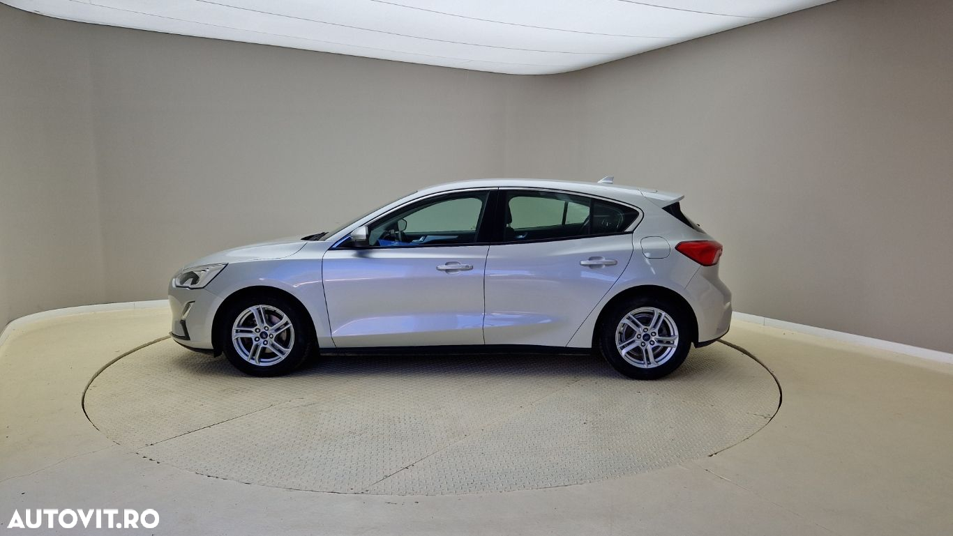 Ford Focus - 10