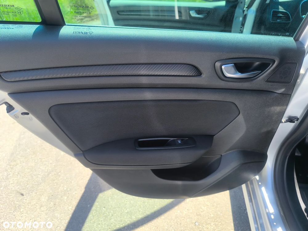 Renault Megane 1.3 TCe FAP Limited EDC - 11