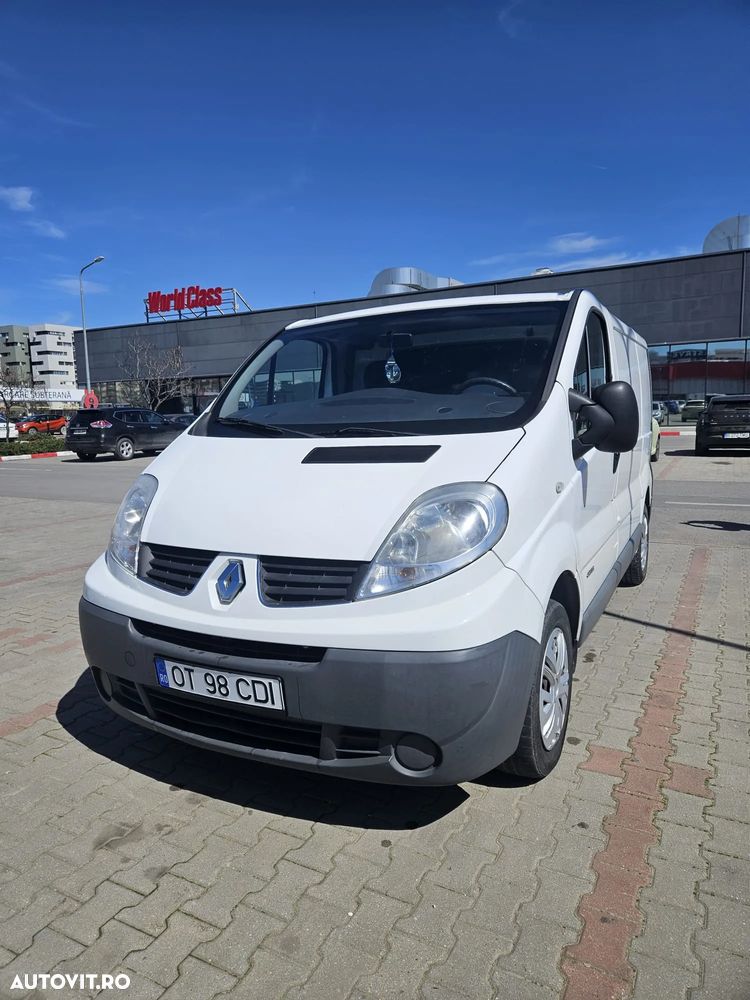 Renault Trafic - 1
