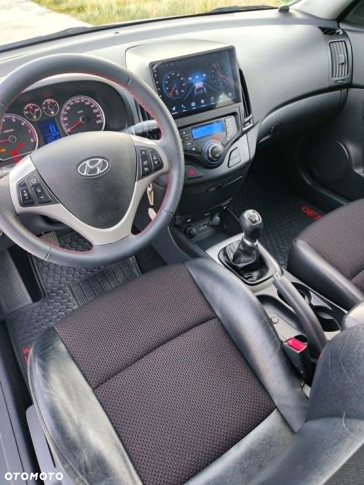 Hyundai i30 - 12