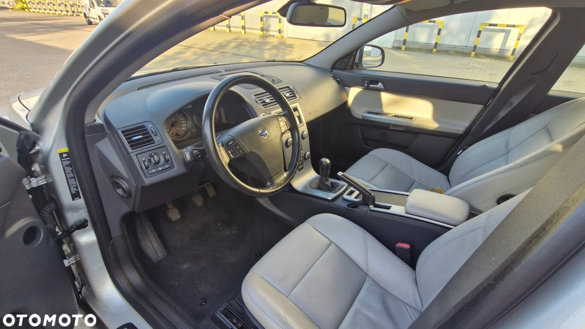Volvo V50 1.6D DPF DRIVe Momentum - 9
