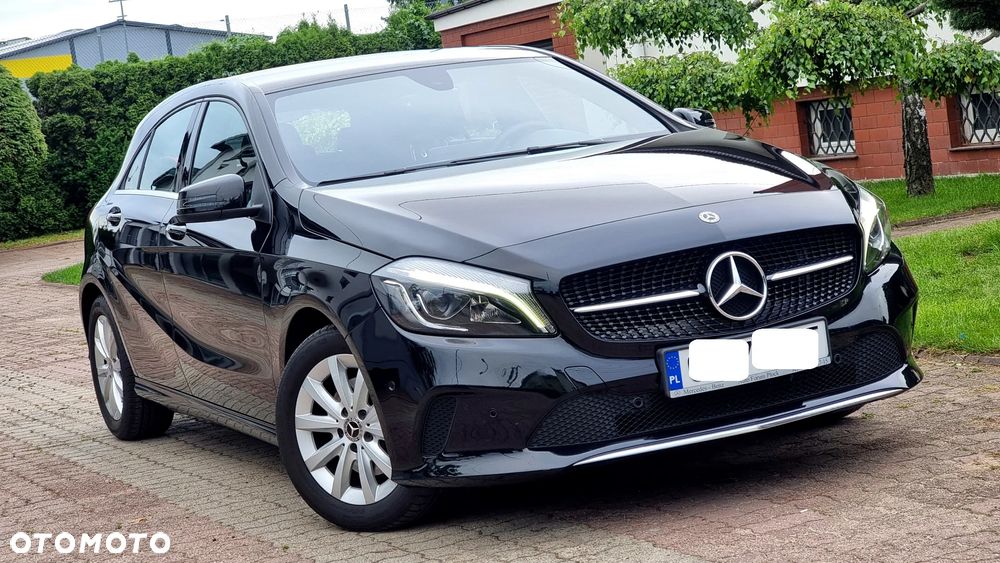 Mercedes-Benz Klasa A 180 7G-DCT AMG Line - 2