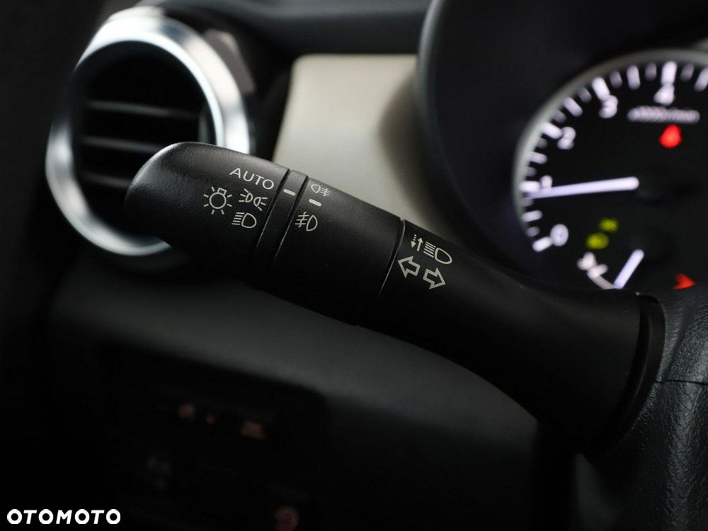 Nissan Micra 1.0 IG-T Acenta - 31