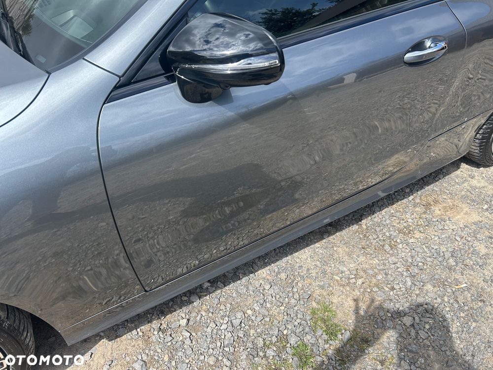 Mercedes-Benz Klasa E 220 d 4-Matic 9G-TRONIC - 3