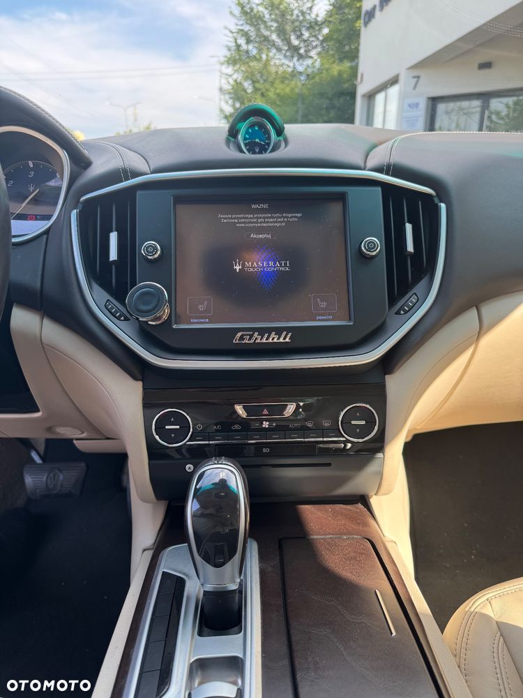 Maserati Ghibli - 8