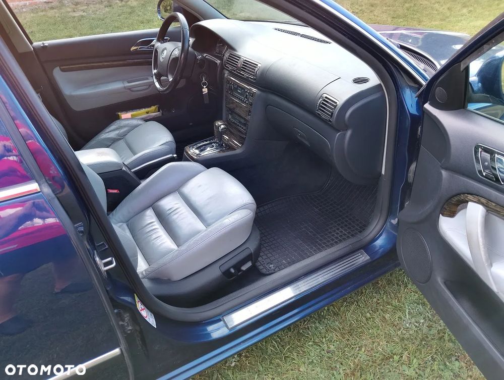 Skoda Superb 2.8 V6 L&K Tiptr - 11