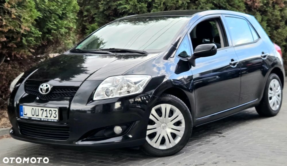 Toyota Auris 1.6 VVT-i Executive - 3
