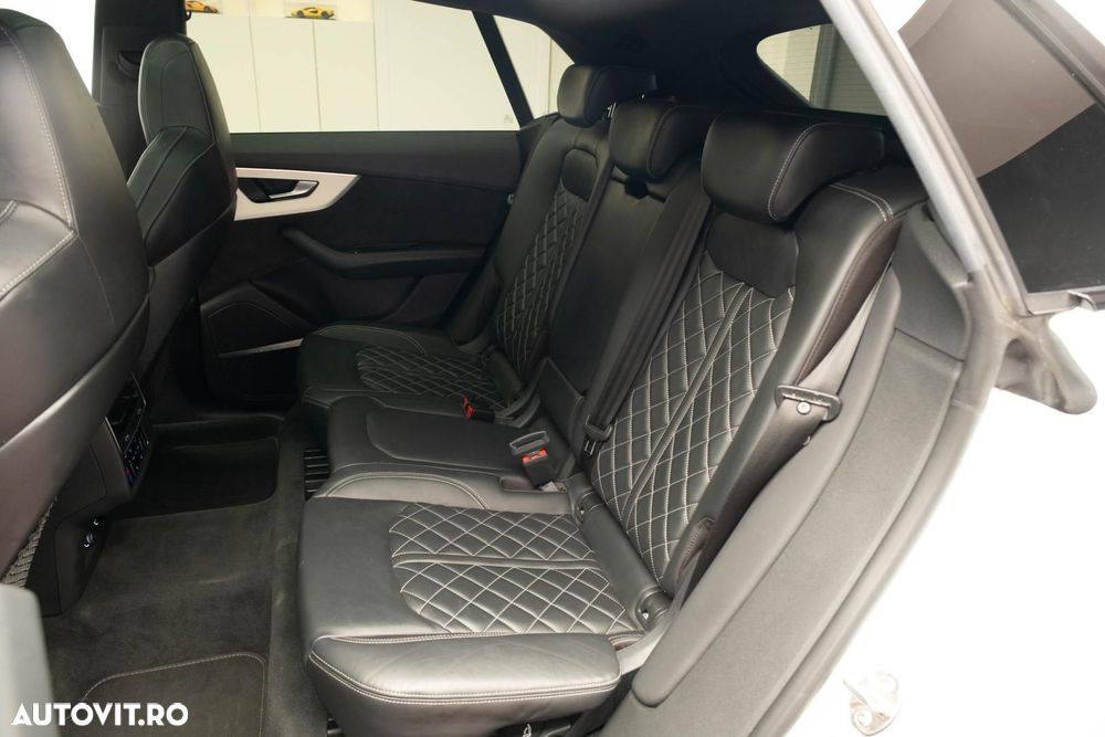 Audi SQ8 - 26