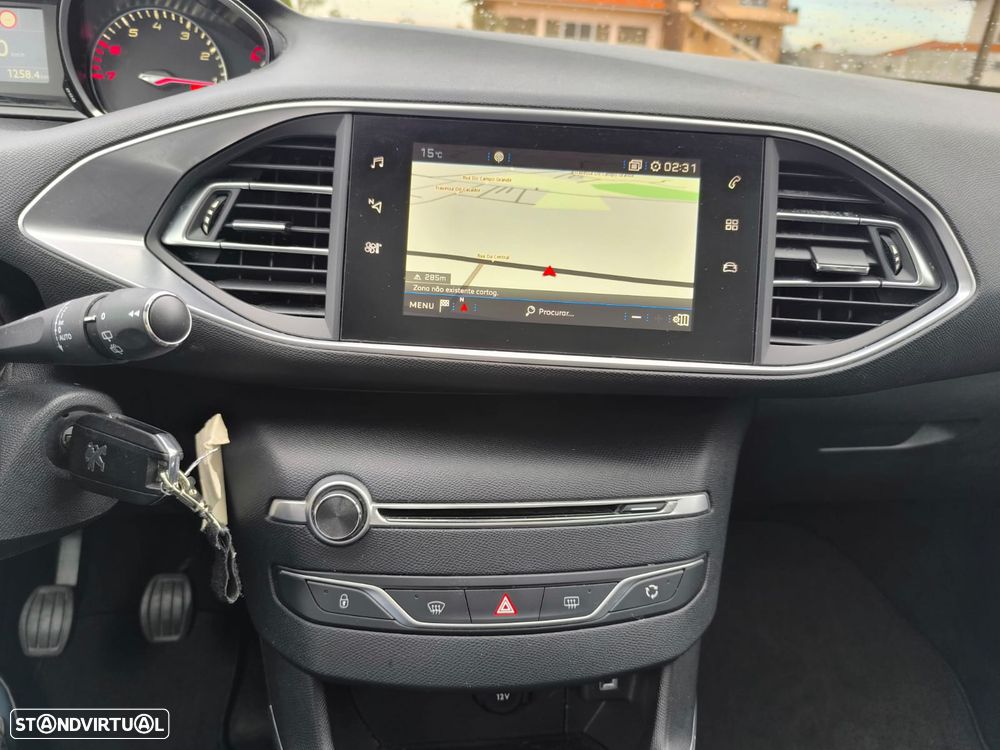 Peugeot 308 PureTech 130 GPF Stop & Start Allure - 51