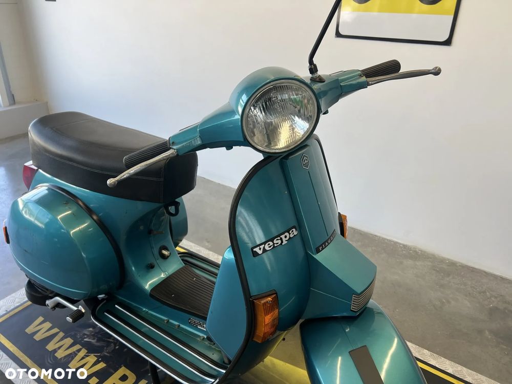Piaggio Vespa - 33
