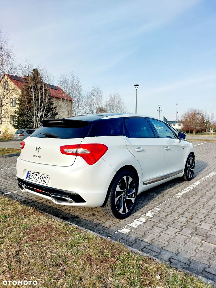 Citroën DS5 2.0 HDi Hybrid4 SoChic MCP - 8