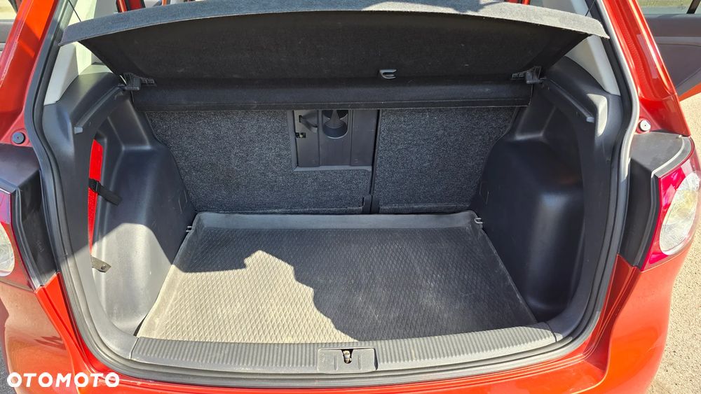 Volkswagen Golf Plus 1.9 TDI DSG Goal - 9