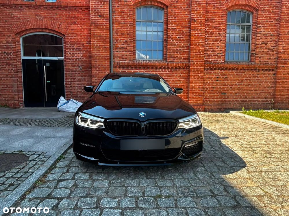 BMW Seria 5 530i xDrive M Sport sport - 2
