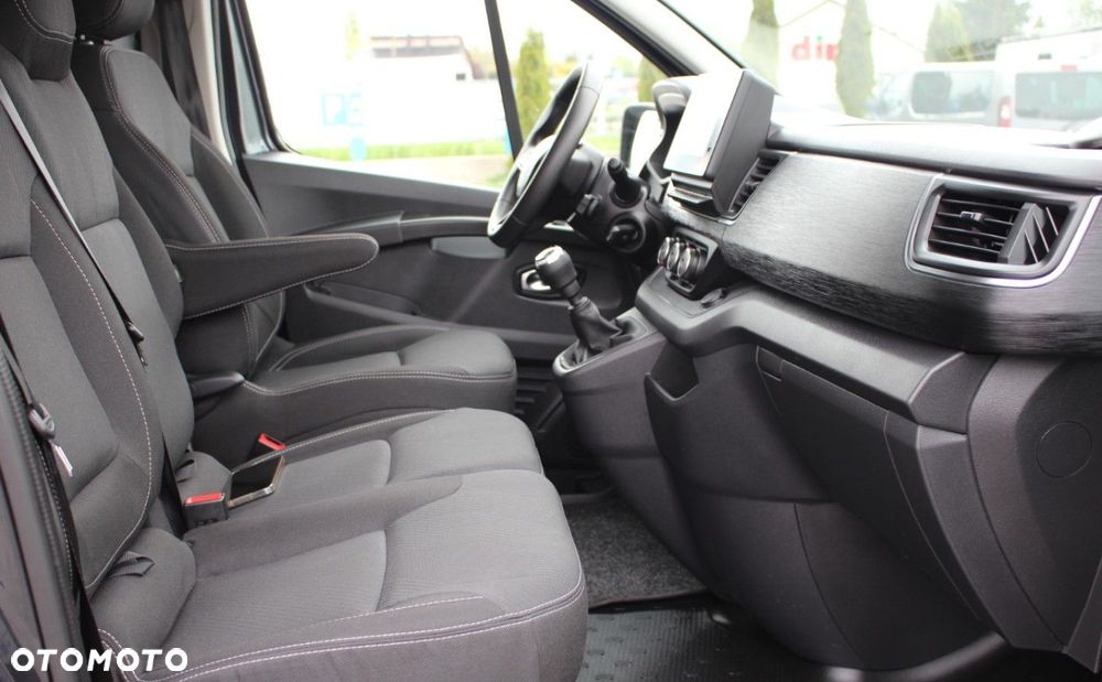Renault Trafic - 20