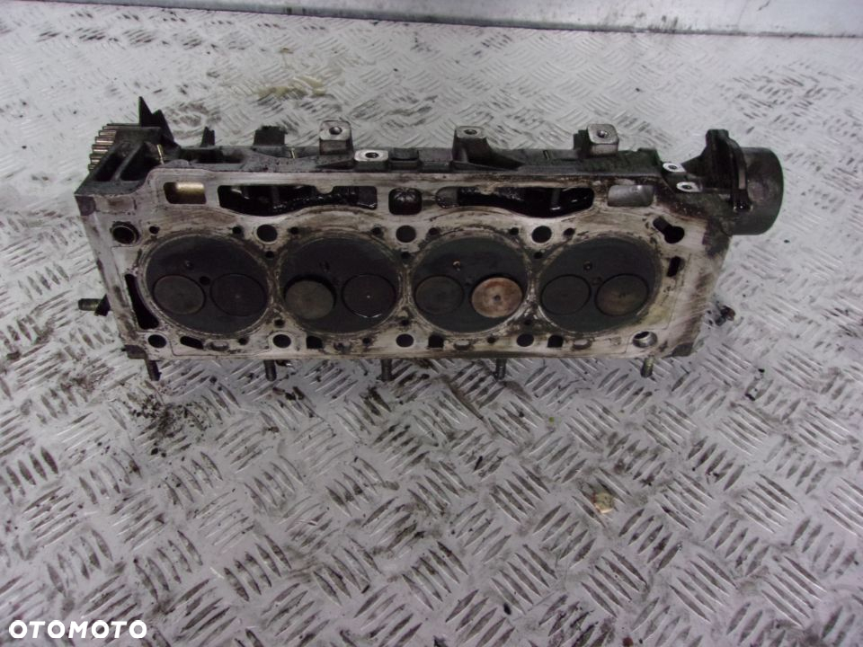 Głowica silnika RENAULT LAGUNA II SCENIC 1.9 DCI - 2