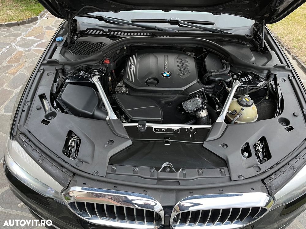BMW Seria 5 518d Touring Aut. Luxury Line - 14