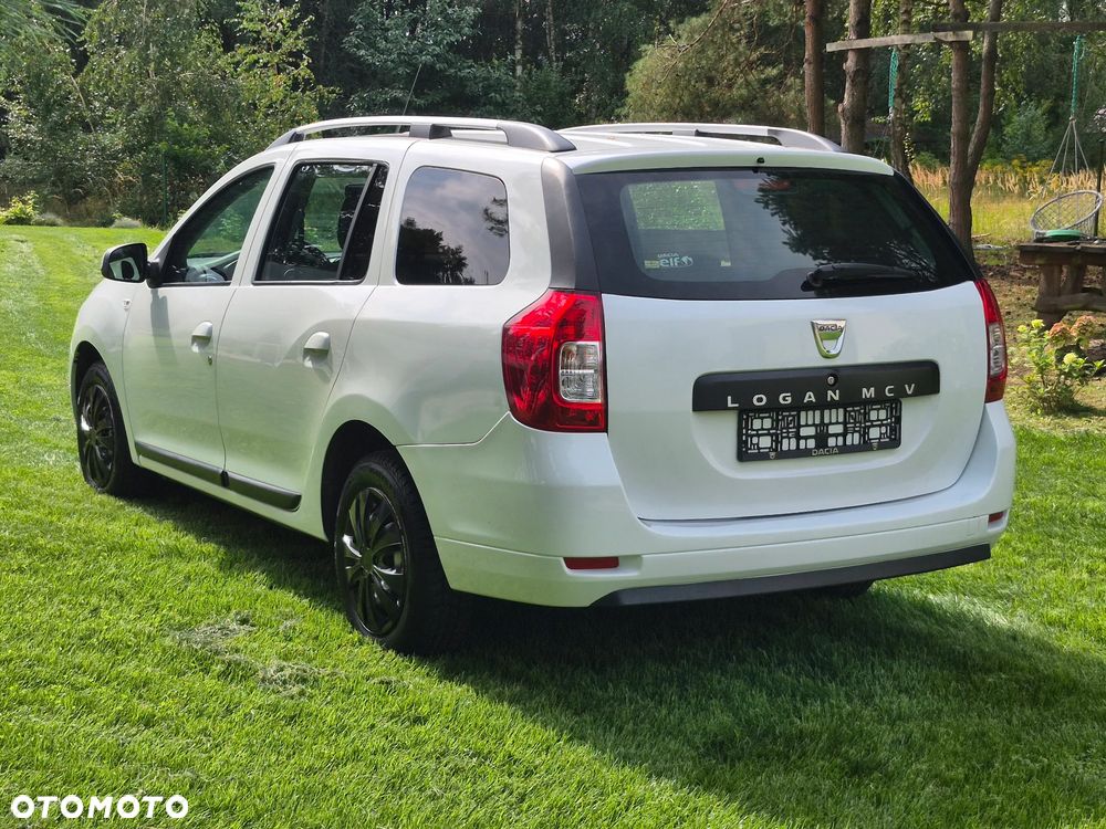 Dacia Logan 1.2 16V 75 Ambiance - 7