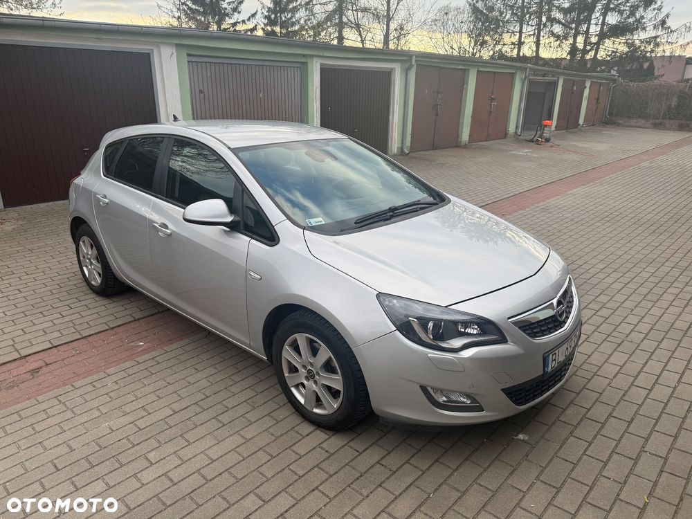 Opel Astra 1.6 Cosmo - 3