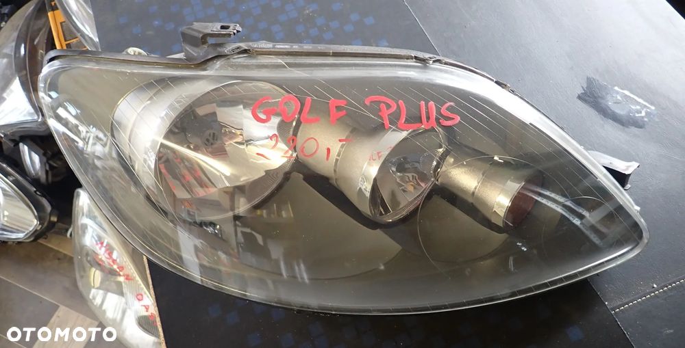 VW GOLF V PLUS LAMPA PRZEDNIA PRZÓD PRAWA 5N1941006C EUROPA