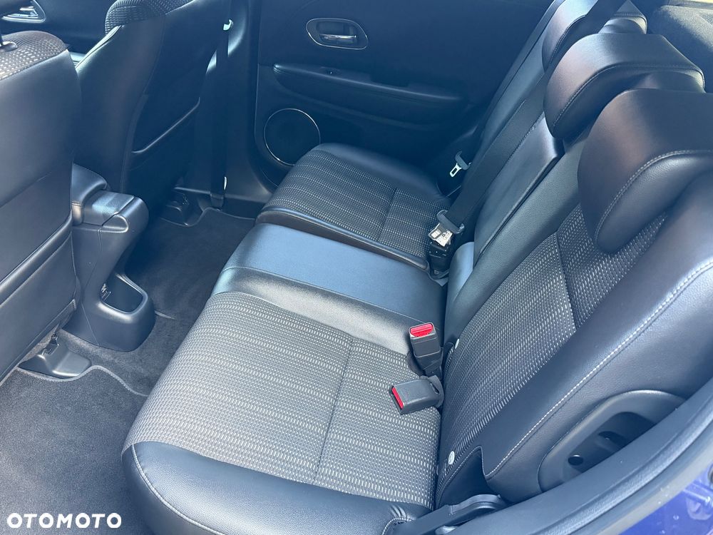 Honda HR-V 1.5 i-VTEC CVT Executive - 18