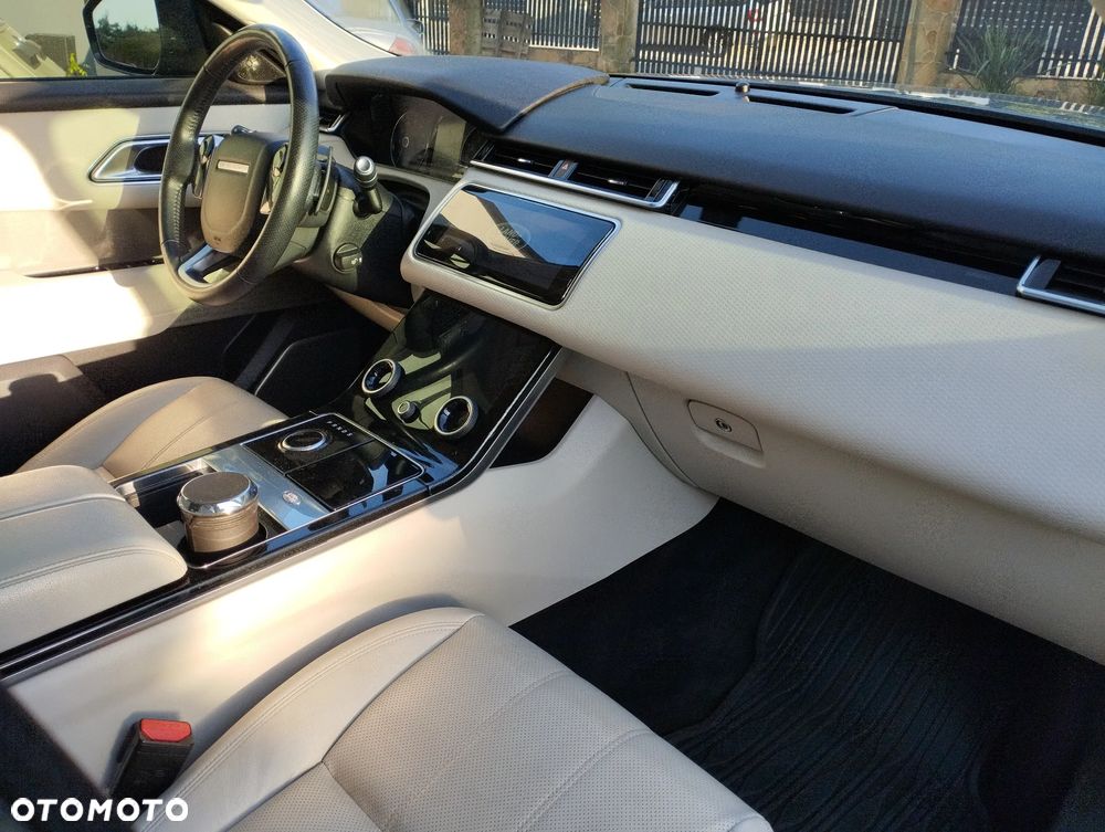 Land Rover Range Rover Velar 2.0 Si4 - 33
