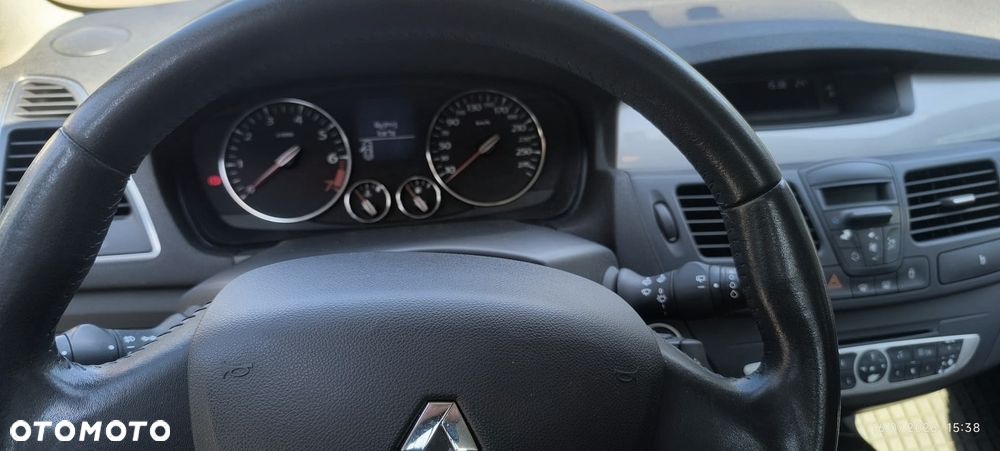 Renault Laguna 2.0 Expression Etanol - 8