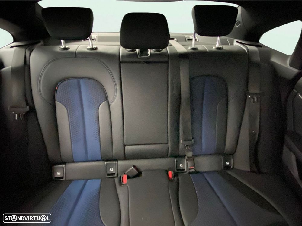 BMW 216 Gran Coupé - 17