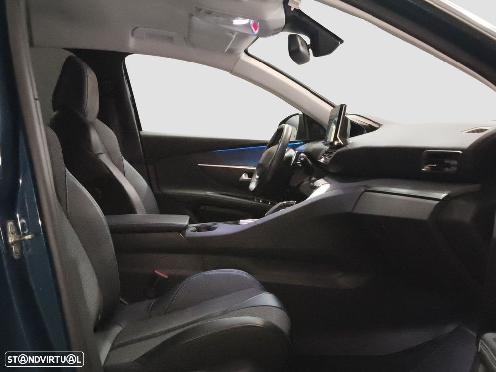 Peugeot 3008 1.5 BlueHDi Allure Pack EAT8 - 41