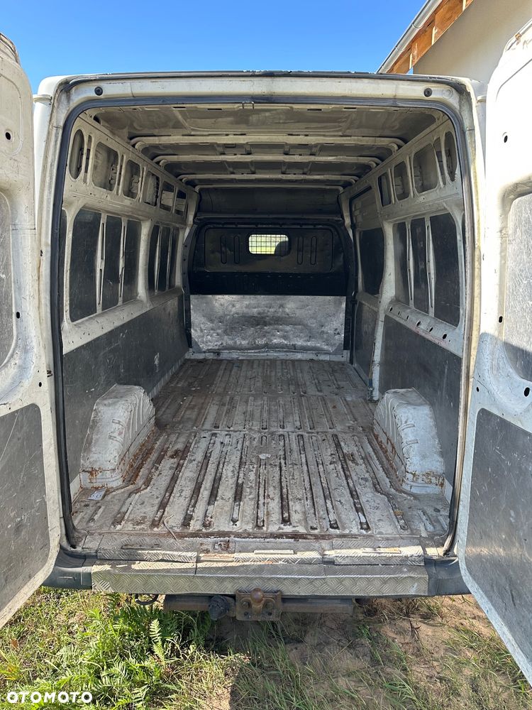 Ford Transit 300L - 6
