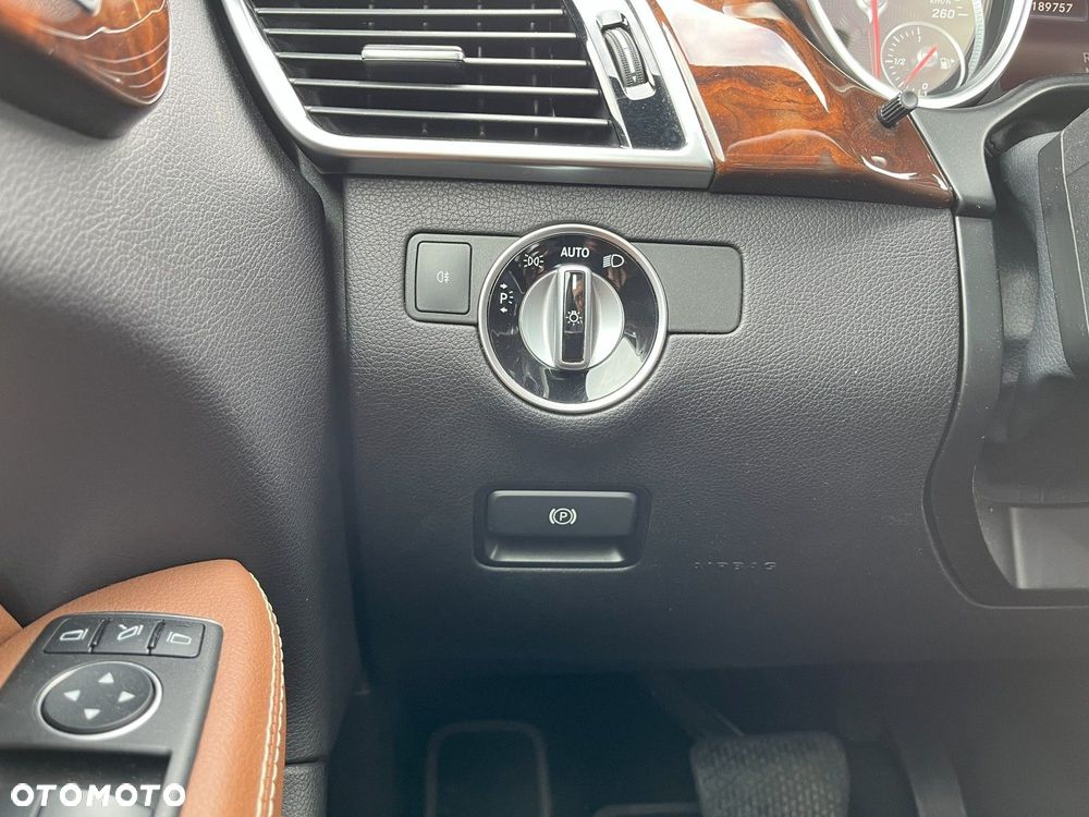 Mercedes-Benz GLE - 16