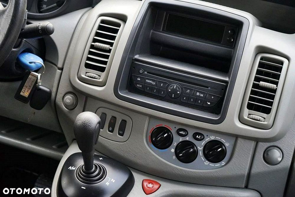 Opel Vivaro - 26
