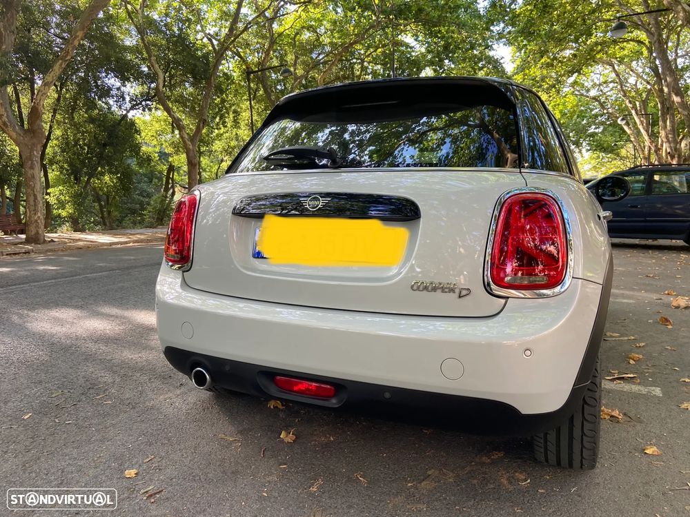 MINI 5 Portas Cooper D - 7
