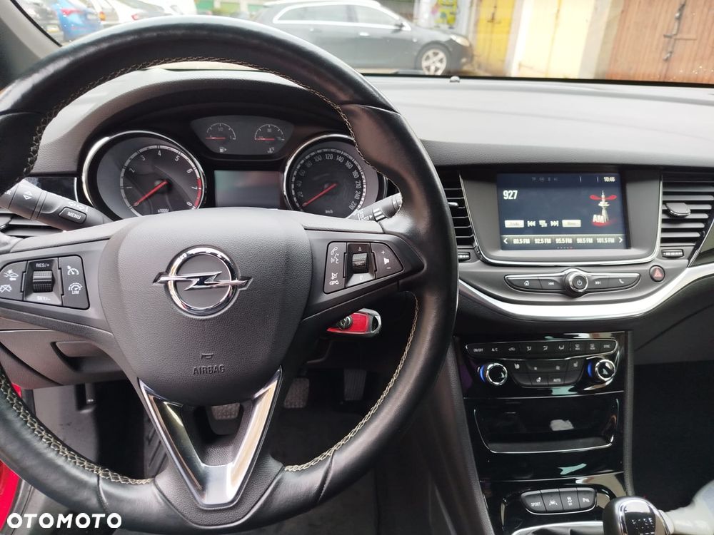 Opel Astra 1.4 T Dynamic S&S - 12