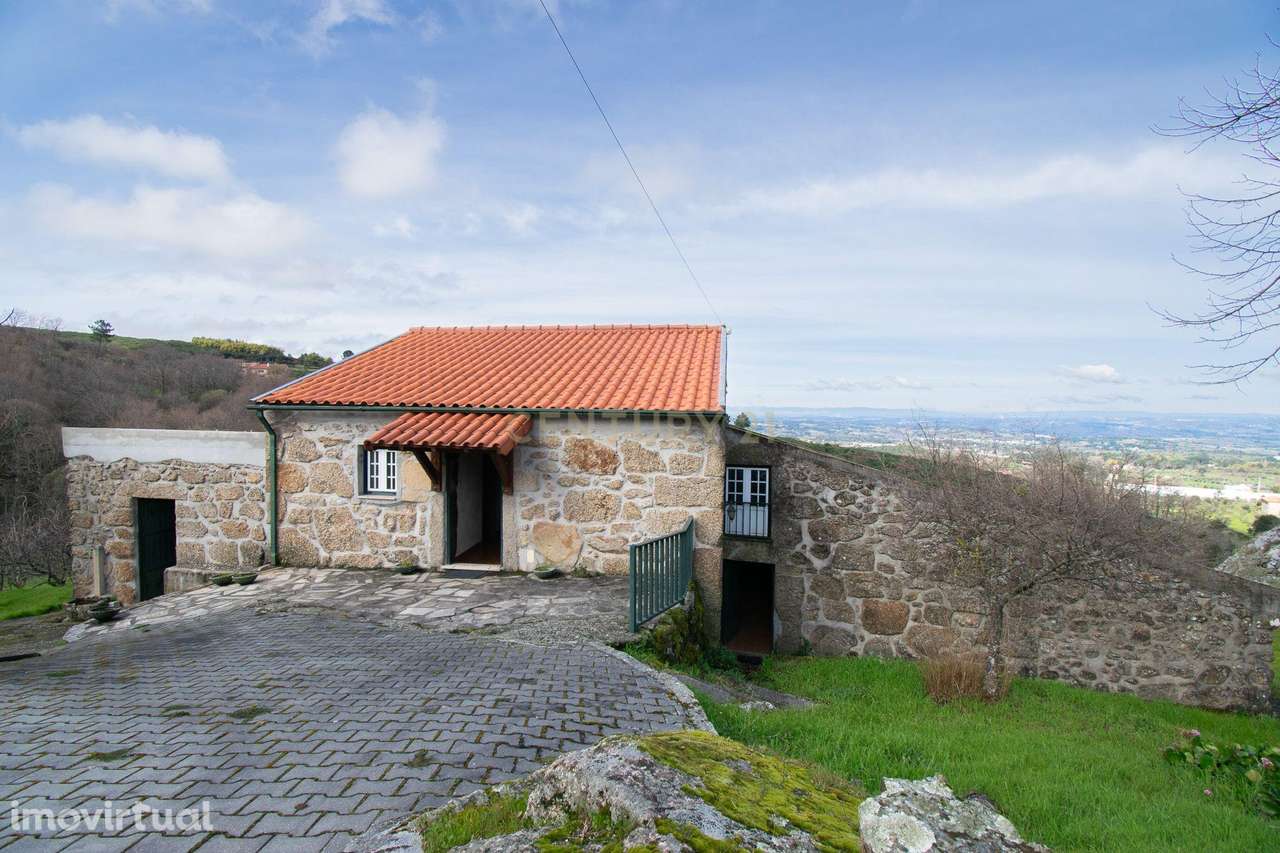 Quinta com construção em Pedra 20.000 m2 de terreno e Licença de Aloja - Grande imagem: 3/60