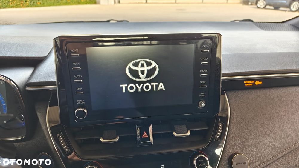 Toyota Corolla - 12