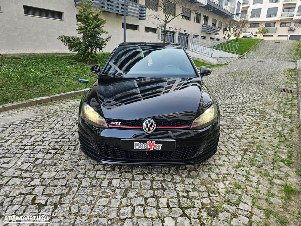 VW Golf 2.0 TSi GTi - 2