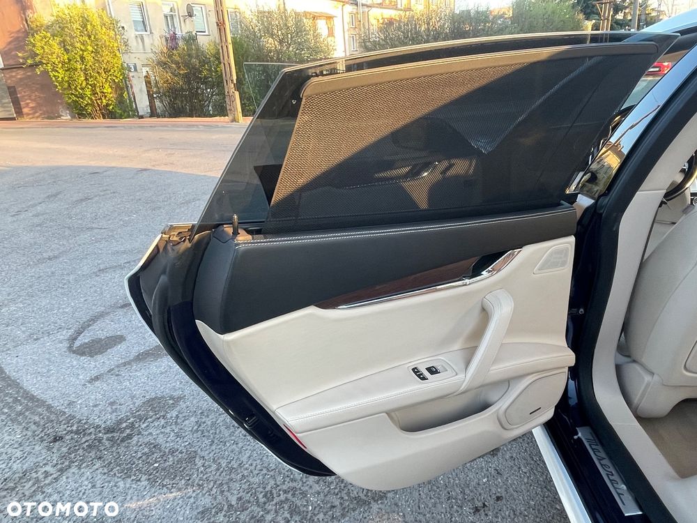 Maserati Quattroporte D - 16