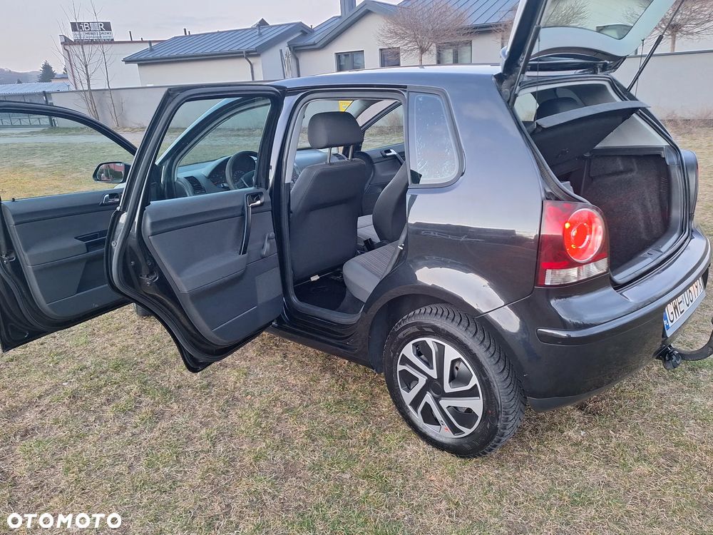 Volkswagen Polo 1.4 Comfortline - 15