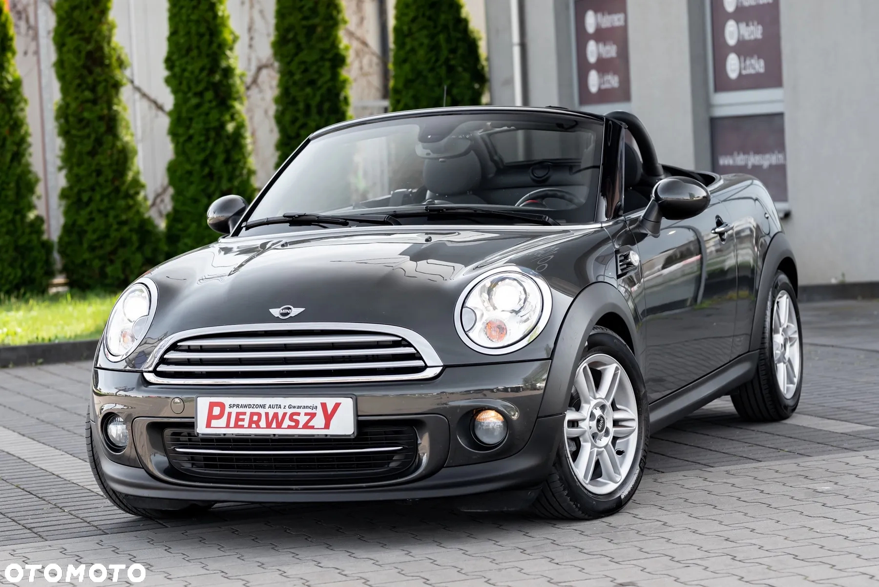 MINI Cooper Cabrio - 4