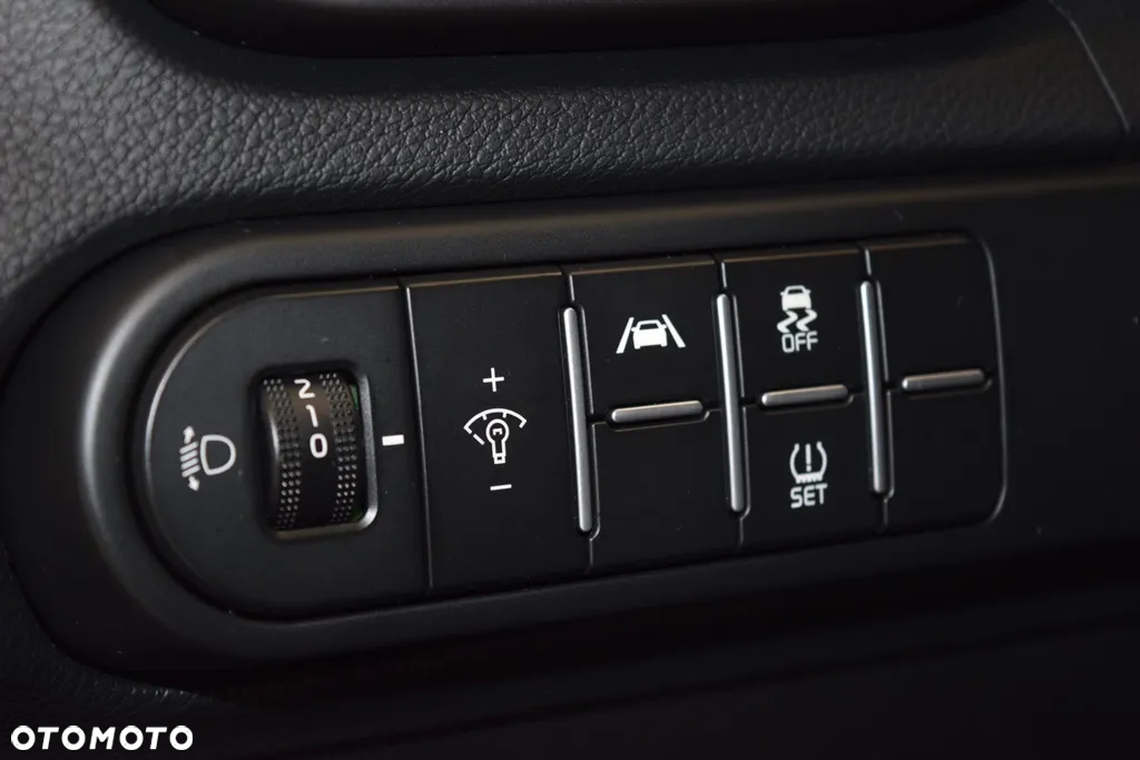 Kia Ceed 1.5 T-GDI M - 17