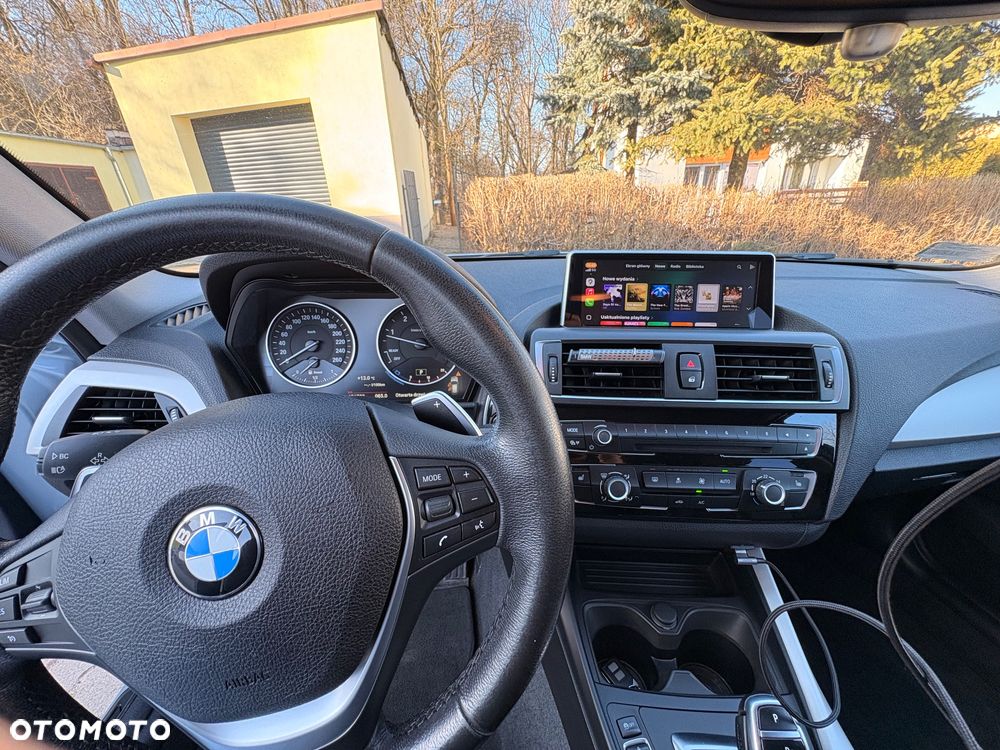 BMW Seria 1 120d xDrive - 10