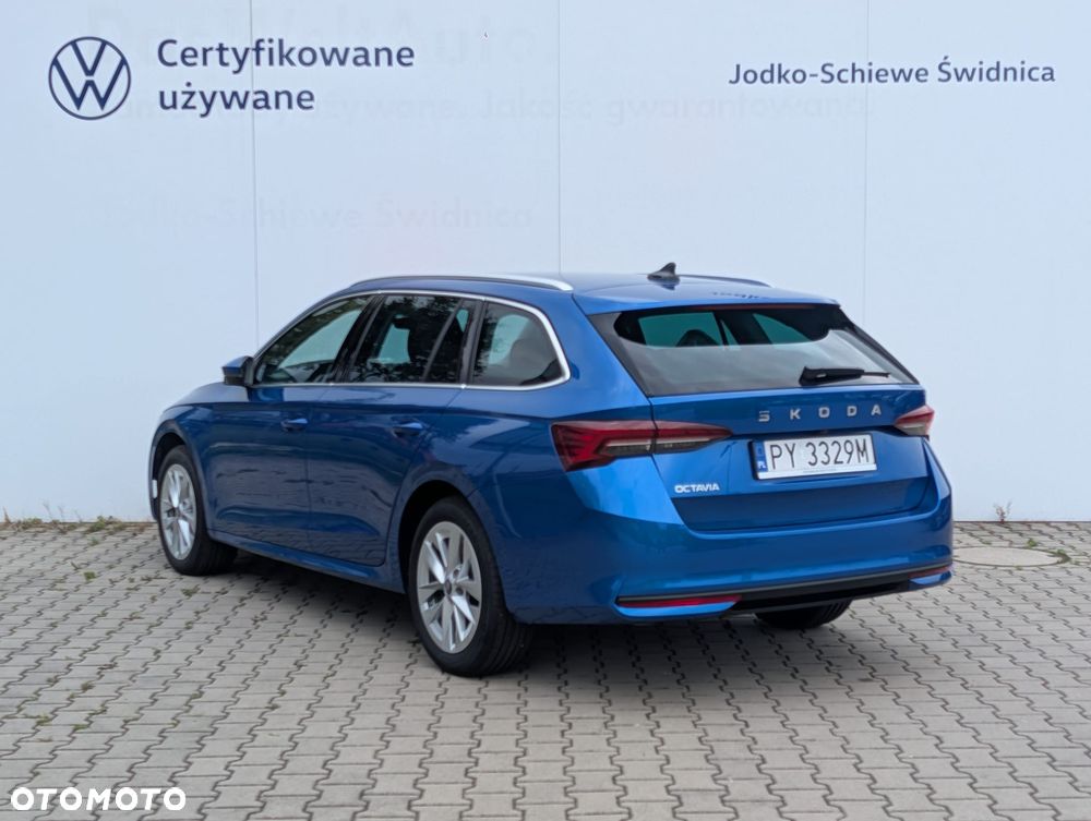 Skoda Octavia 2.0 TDI Edition 130 Selection DSG - 4