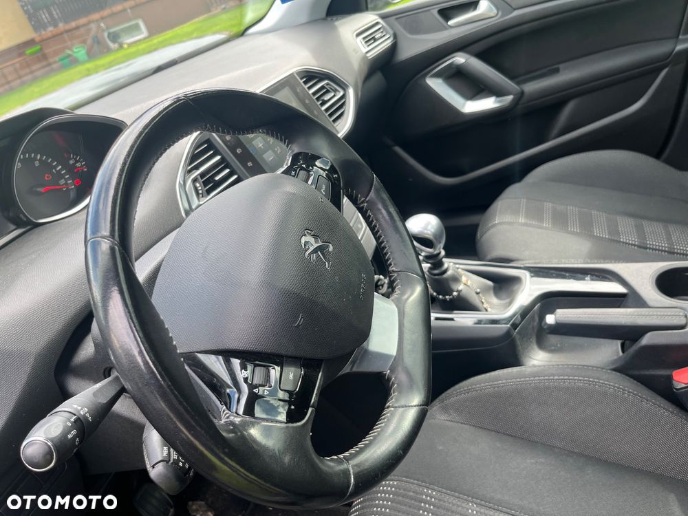Peugeot 308 1.6 BlueHDi Active S&S - 11