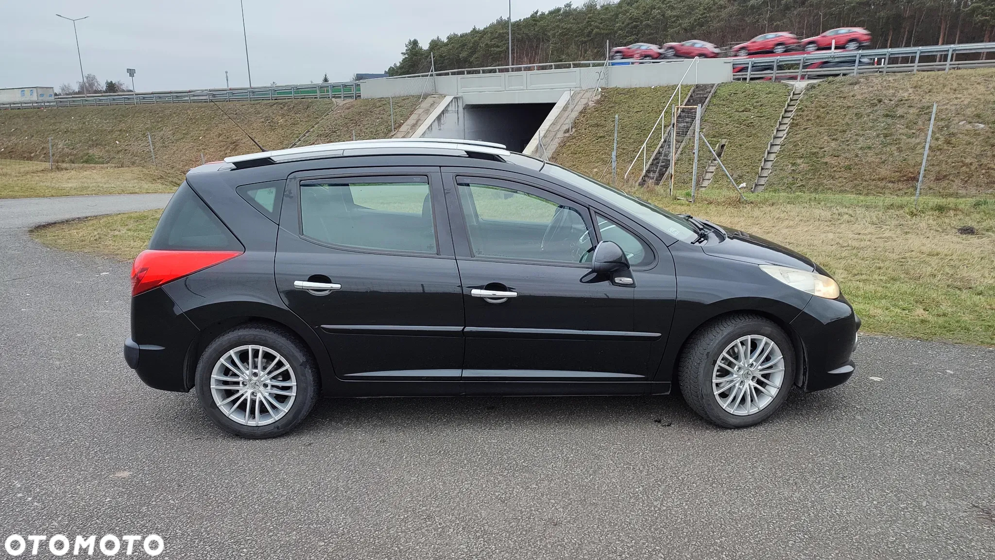 Peugeot 207 1.6 HDi Trendy - 5